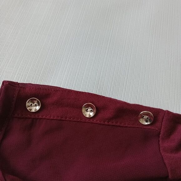 Rue21 Plus Size Stretchy Maroon Red Roll Tab Sleeve Mesh Shoulder Top Women's 3X - Picture 7 of 12